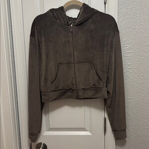 SKIMS Velour Hoodie Cropped Zip-up Hoodie in Amethyst, Size Medium